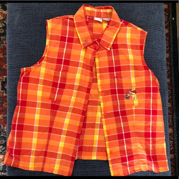 Disney Tops - •Disney• Winnie The Pooh Button Up Top